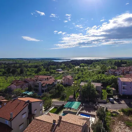 Mare Villa Tar-Vabriga